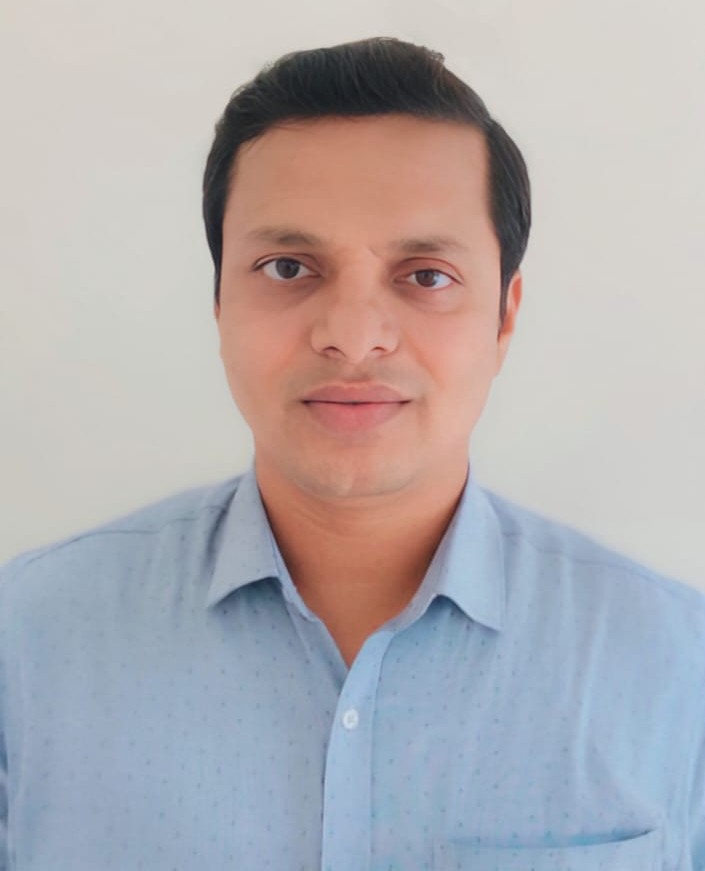 Dr.-Mangesh